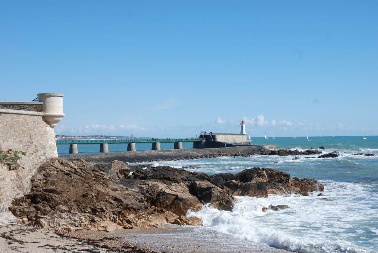 T2 50 M² Au Bord De Mer La Chaume Exterior photo